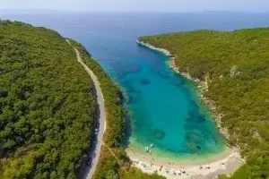 &Pi;&alpha;&rho;&alpha;&lambda;ί&alpha; &Sigma;&tau;&alpha;&upsilon;&rho;&omicron;&lambda;&iota;&mu;έ&nu;&alpha;&sigmaf; &mu;&epsilon; &gamma;&alpha;&lambda;&alpha;&zeta;&omicron;&pi;&rho;ά&sigma;&iota;&nu;&alpha; &nu;&epsilon;&rho;ά &kappa;&alpha;&iota; &phi;&upsilon;&sigma;&iota;&kappa;ό &kappa;ό&lambda;&pi;&omicron; &pi;&epsilon;&rho;&iota;&tau;&rho;&iota;&gamma;&upsilon;&rho;&iota;&sigma;&mu;έ&nu;&omicron; &alpha;&pi;ό &pi;&upsilon;&kappa;&nu;ή &beta;&lambda;ά&sigma;&tau;&eta;&sigma;&eta; &sigma;&tau;&eta;&nu; &Pi;έ&rho;&delta;&iota;&kappa;&alpha; &Theta;&epsilon;&sigma;&pi;&rho;&omega;&tau;ί&alpha;&sigmaf;.